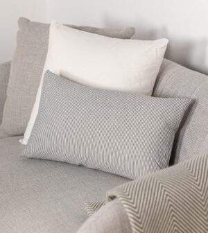 כרית מלבנית פסים LINEN