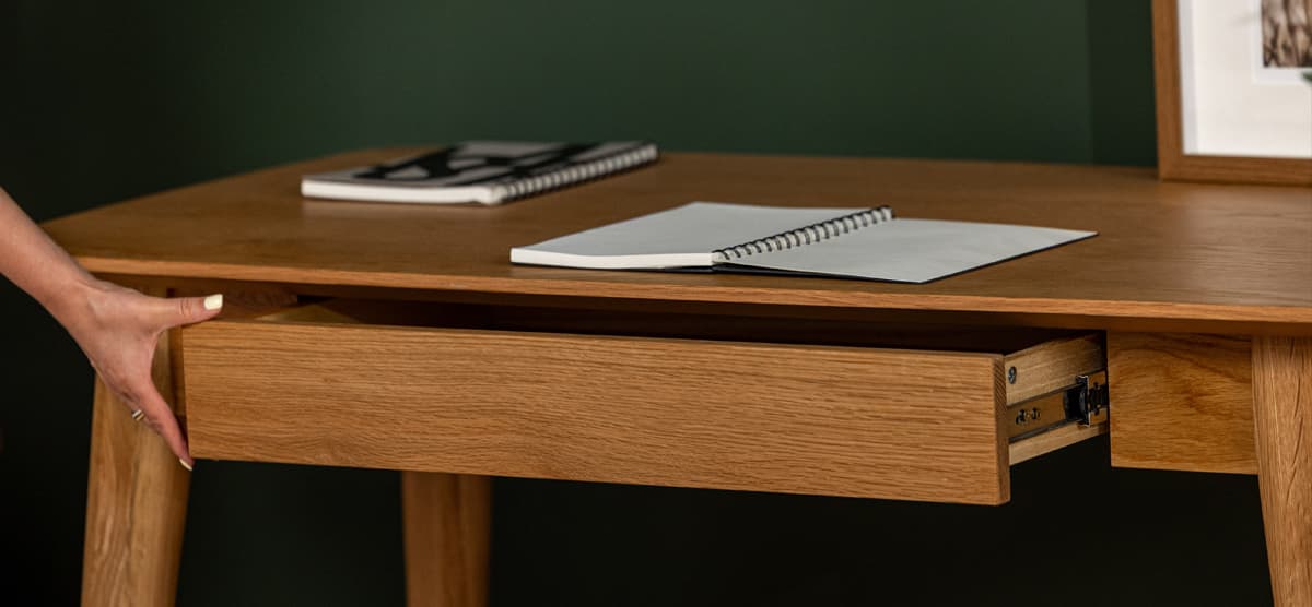 שולחן כתיבה